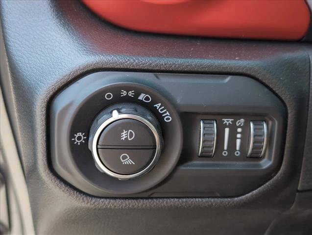 Used 2021 Jeep Gladiator Rubicon AWD/4WD image 18