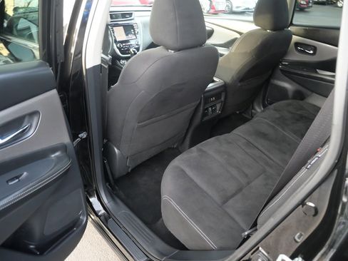 Used 2020 Nissan Murano SV image 20