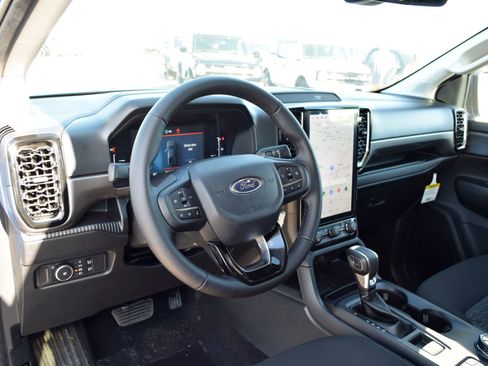 New 2026 Ford Ranger XLT w/ Equipment Group 301A High AWD/4WD image 17