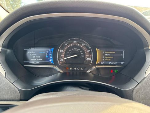 Used 2016 Lincoln MKZ Hybrid w/ Equipment Group 600A Reserve FWD image 17