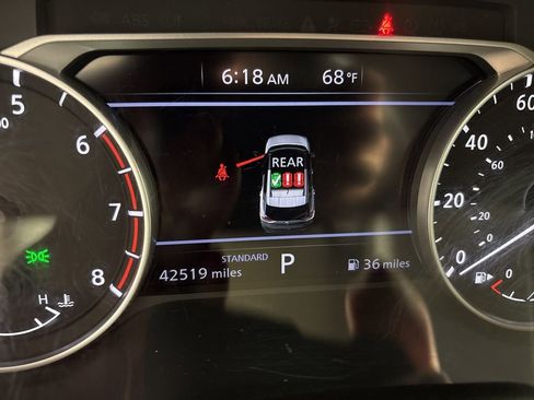 Used 2023 Nissan Rogue S image 26