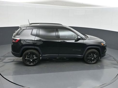 New 2026 Jeep Compass Latitude AWD/4WD image 29