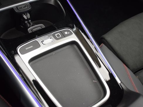 New 2026 Mercedes-Benz GLB 35 AMG 4MATIC image 26