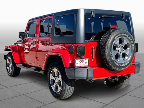 Certified 2018 Jeep Wrangler Unlimited Sahara w/ Connectivity Group image 11