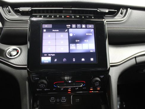 Used 2023 Jeep Grand Cherokee Laredo AWD/4WD image 31