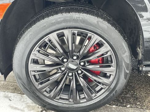 Used 2023 Cadillac Escalade V w/ LPO, ONYX Package image 44