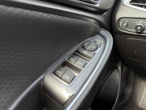 Used 2022 Chevrolet Malibu LT FWD image 7