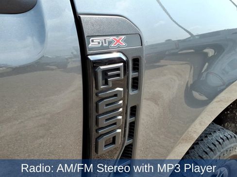 Used 2025 Ford F250 XL w/ STX Appearance Package AWD/4WD image 11
