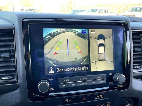 Used 2023 Nissan Frontier PRO-4X w/ Pro Convenience Package image 18