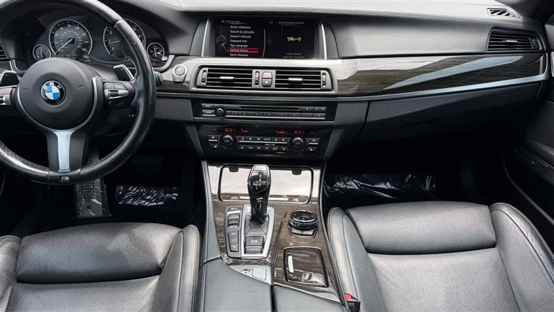 Used 2016 BMW 550i xDrive Sedan AWD/4WD image 28