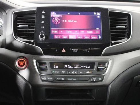 Used 2021 Honda Ridgeline Sport image 28