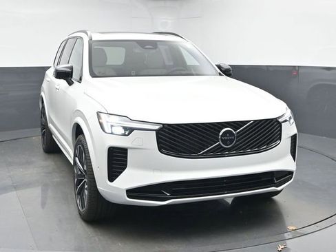 New 2026 Volvo XC90 B6 Ultra w/ Protection Package Premier image 2