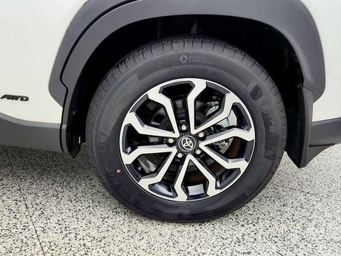 Used 2023 Toyota Corolla Cross AWD Hybrid image 9