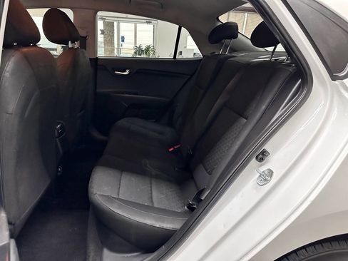 Used 2019 Kia Rio S image 13