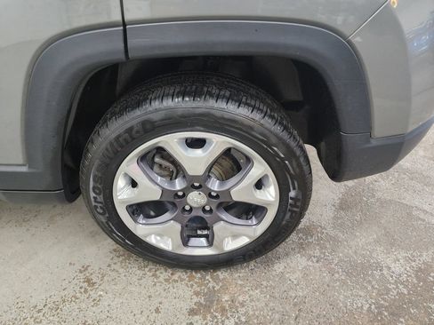 Used 2020 Jeep Compass Limited AWD/4WD image 36
