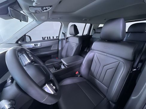 Used 2025 Hyundai Santa Fe XRT image 13