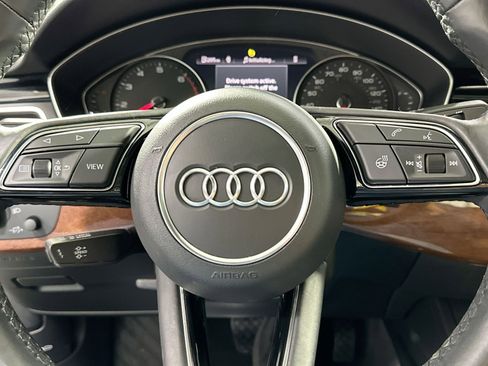 Used 2022 Audi A4 2.0T Premium w/ Convenience Package image 20