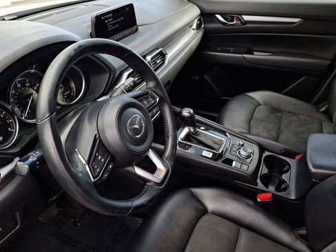 Used 2019 MAZDA CX-5 Touring image 10