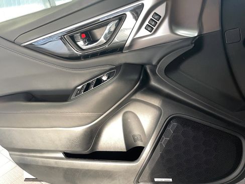 Used 2024 Subaru Outback Limited image 10