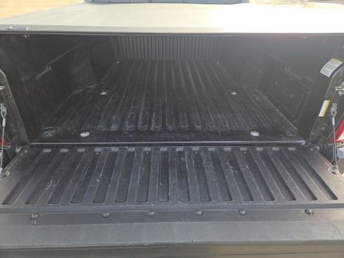 Used 2019 Toyota Tacoma SR image 24