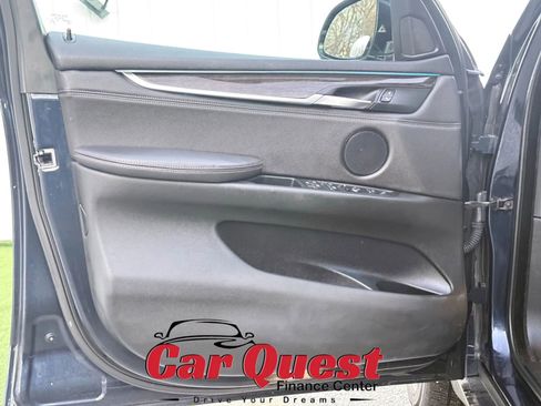 Used 2018 BMW X5 xDrive35i w/ M Sport Package image 11