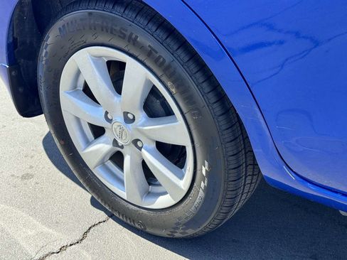 Used 2013 Nissan Versa w/ SL Tech Pkg FWD image 18