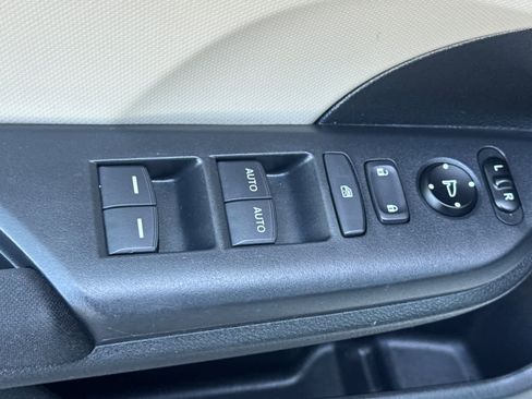 Used 2018 Honda Civic LX image 13