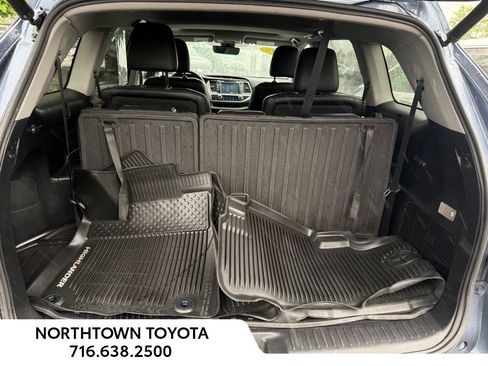Used 2019 Toyota Highlander XLE w/ Protection Package #3 AWD/4WD image 16