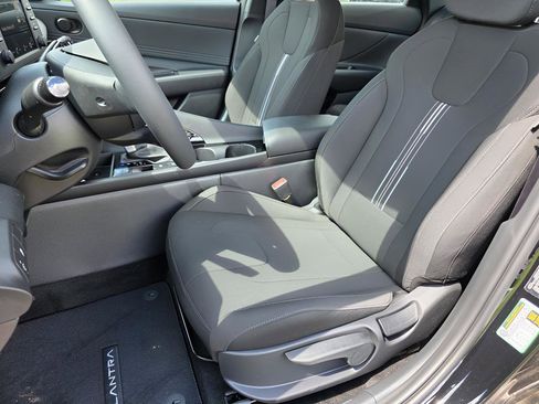 New 2026 Hyundai Elantra SEL Sport Premium FWD image 13