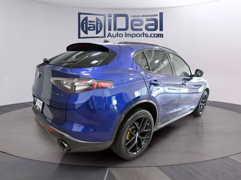 Used 2021 Alfa Romeo Stelvio Ti Sport AWD/4WD image 5
