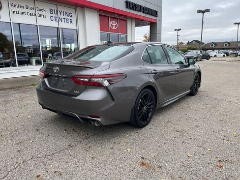 Used 2023 Toyota Camry XSE image 5