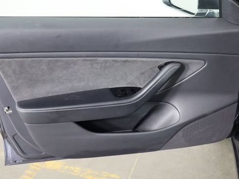 Used 2020 Tesla Model 3 Long Range AWD/4WD image 17