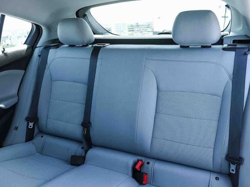 Used 2019 Chevrolet Cruze LS w/ LS Convenience Package FWD image 18