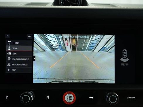 Certified 2026 Porsche Macan AWD/4WD image 19