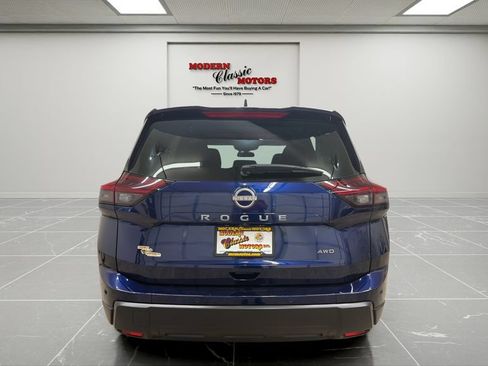 Used 2025 Nissan Rogue SV AWD/4WD image 4