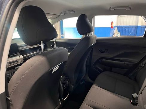 Used 2025 Hyundai Kona SEL image 17