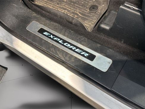 Used 2018 Ford Explorer Sport w/ Equipment Group 401A image 38