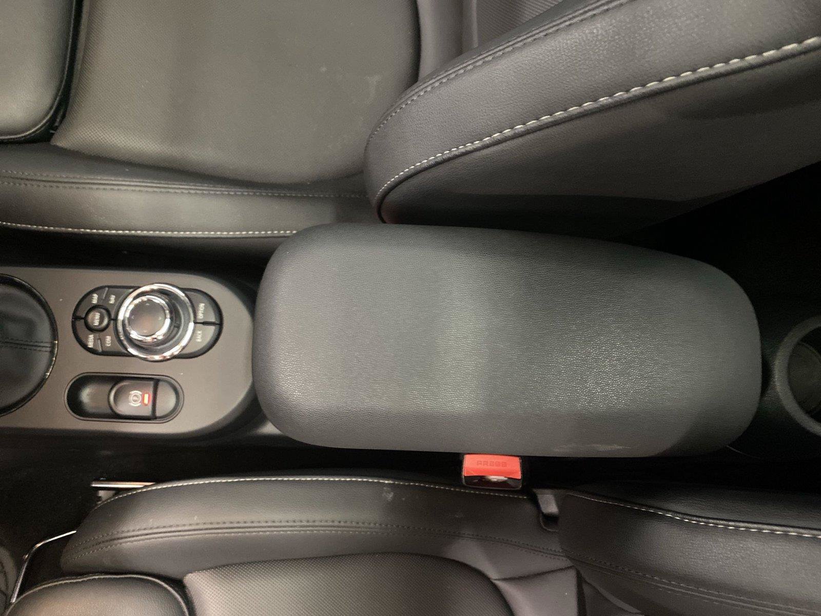 Used 2024 MINI Cooper SE FWD image 27