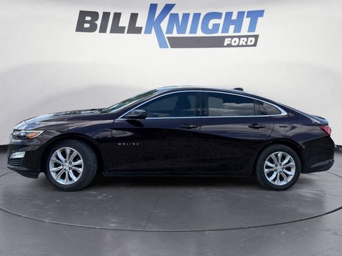 Used 2020 Chevrolet Malibu LT FWD image 2