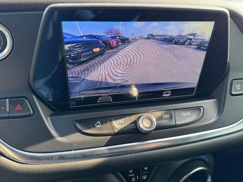 Used 2022 Chevrolet Blazer LT image 20