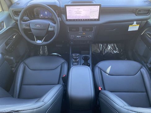 New 2026 Ford Maverick Lariat w/ Black Appearance Package image 13