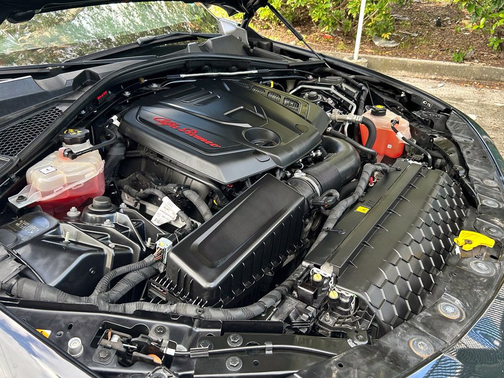 Used 2022 Alfa Romeo Giulia Ti RWD image 26