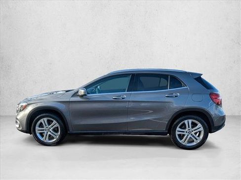 Used 2019 Mercedes-Benz GLA 250 4MATIC image 9