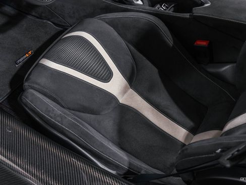 Used 2022 McLaren 765LT image 53