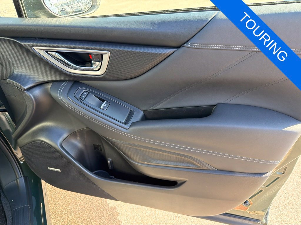 Used 2023 Subaru Forester Touring AWD/4WD image 8