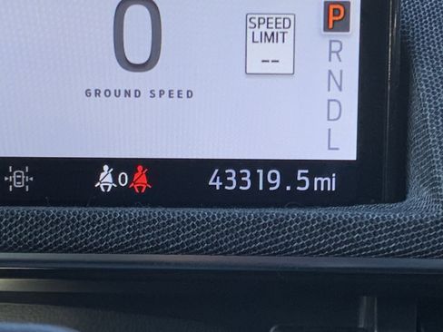 Used 2022 Ford Mustang Mach-E Premium image 22