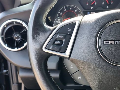 Used 2022 Chevrolet Camaro LT RWD image 22