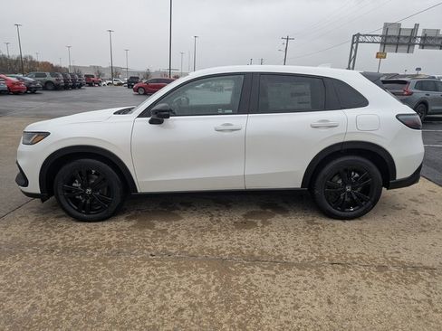 New 2026 Honda HR-V Sport image 10