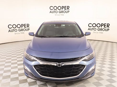Used 2025 Chevrolet Malibu RS FWD image 8