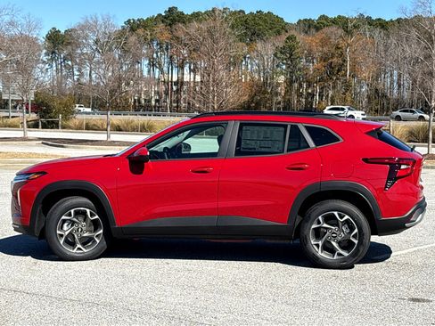 New 2026 Chevrolet Trax LT w/ Driver Confidence Package image 32